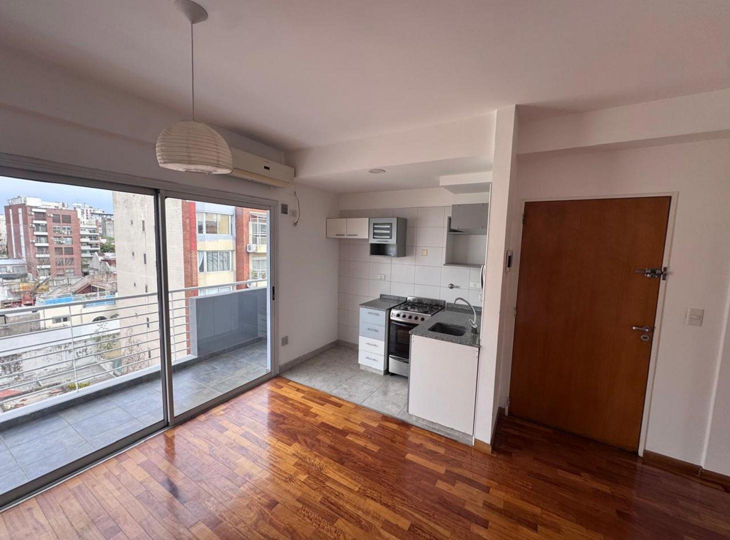 Foto de ALQUILER EXCELENTE MONOAMBIENTE CON 2 BALCONES, imagen 3