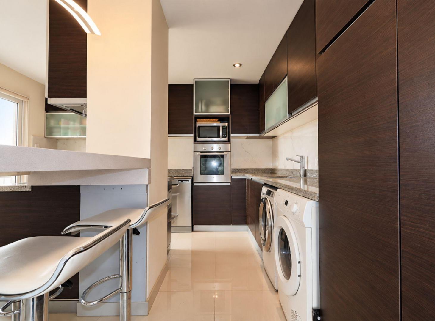 Foto de VENTA DEPTO 4 AMB CON BALCON 3 COCHERA Y BAULA, imagen 5