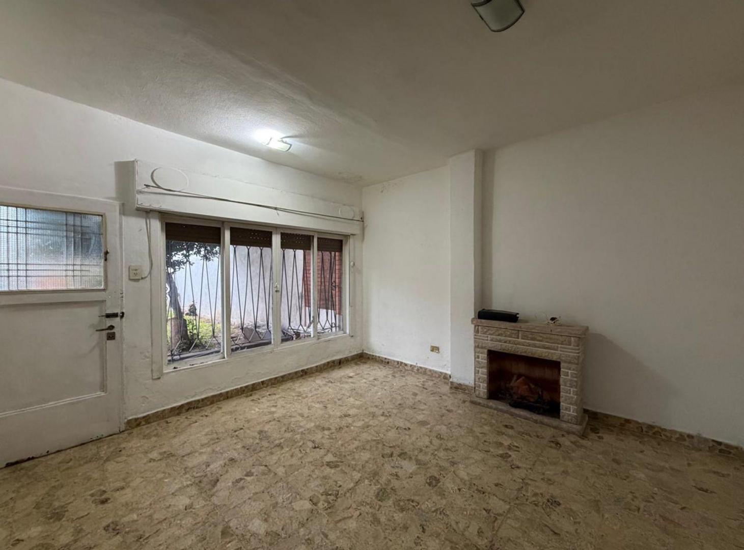Foto de PH 6 amb Venta Billinghurst ideal 2 fam Frente, imagen 1