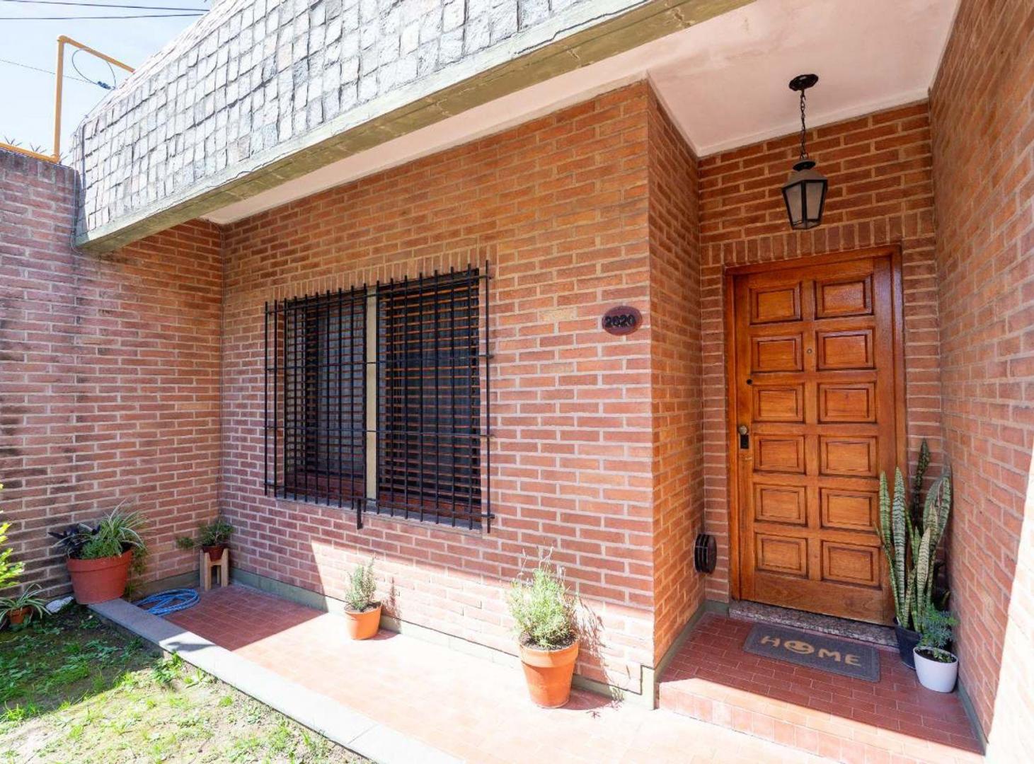 Foto de CASA 5 AMB VENTA GERLI AVELLANEDA APTO CRÉDITO, imagen 2