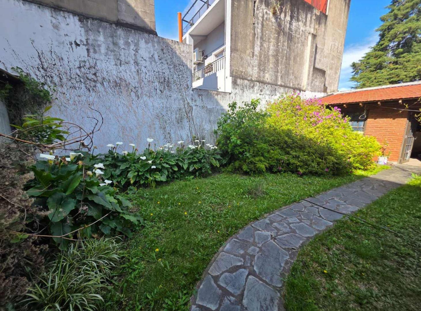 Foto de PH 3 AMB VENTA SAN MARTIN S/EXPENSAS PATIO QUINCHO, imagen 5