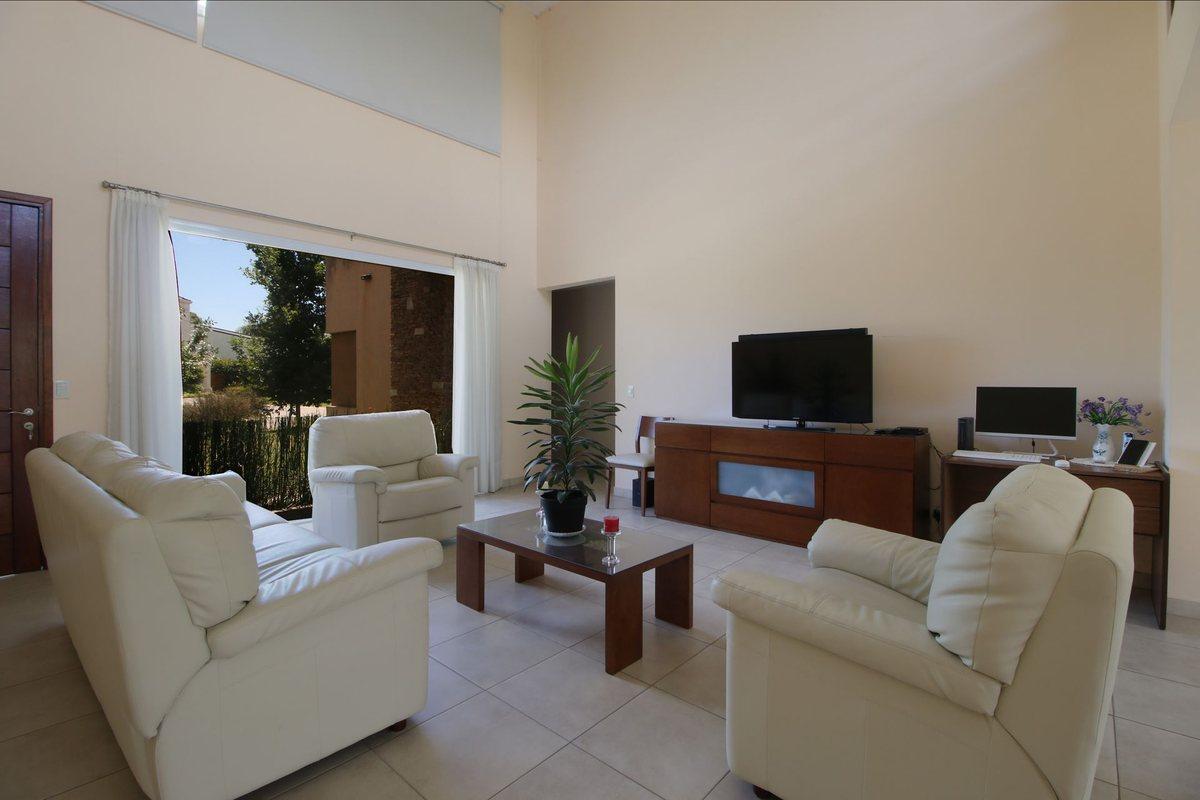 Foto de Casa en venta 4 amb Fincas de Iraola 2 APTO CRED, imagen 1
