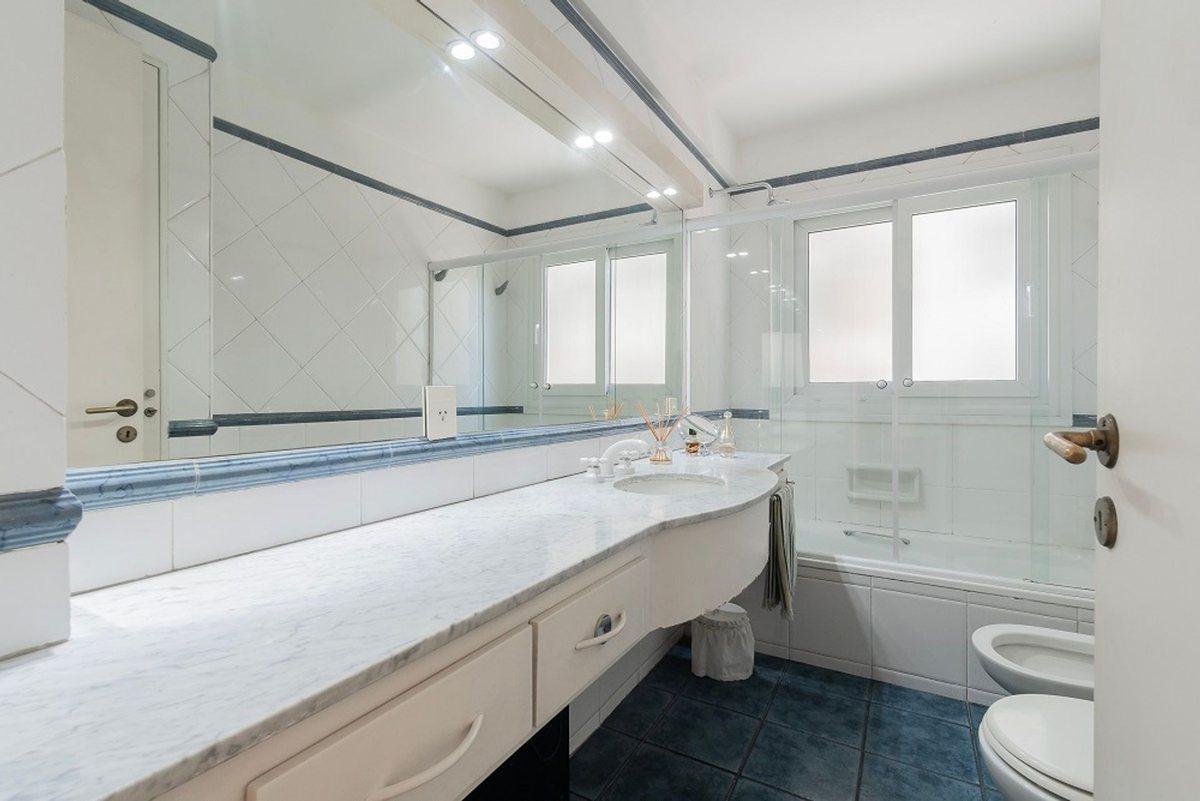 Foto de VENTA DEPARTAMENTO 4 AMBIENTES LAS CAÑITAS COCHERA, imagen 4