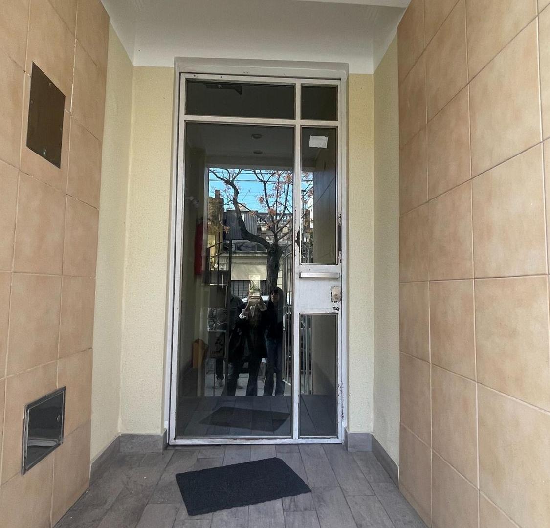 Foto de DEPTO 2 AMB PISO 1 ESCALERA VILLA CRESPO, imagen 4