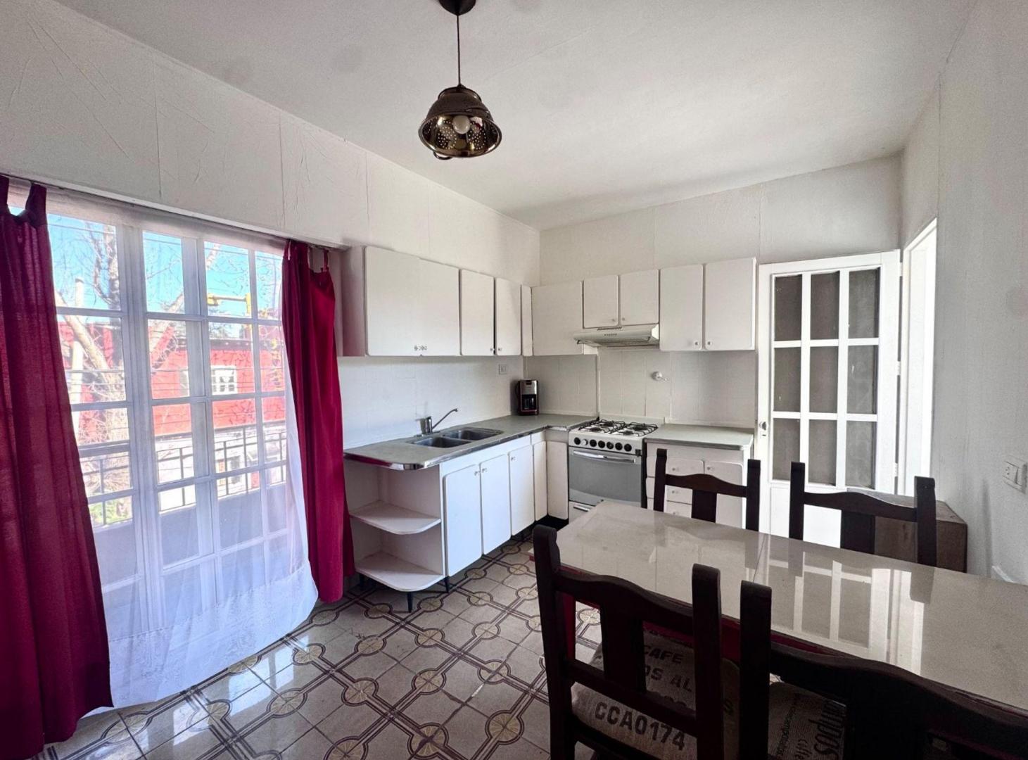 Foto de VENTA PH 4 AMB CON TERRAZA LUMINOSO V. BALLESTER, imagen 2