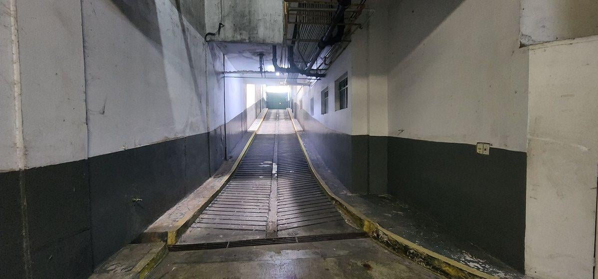Foto de Cochera a la venta cubierta San Nicolás Catalinas, imagen 2