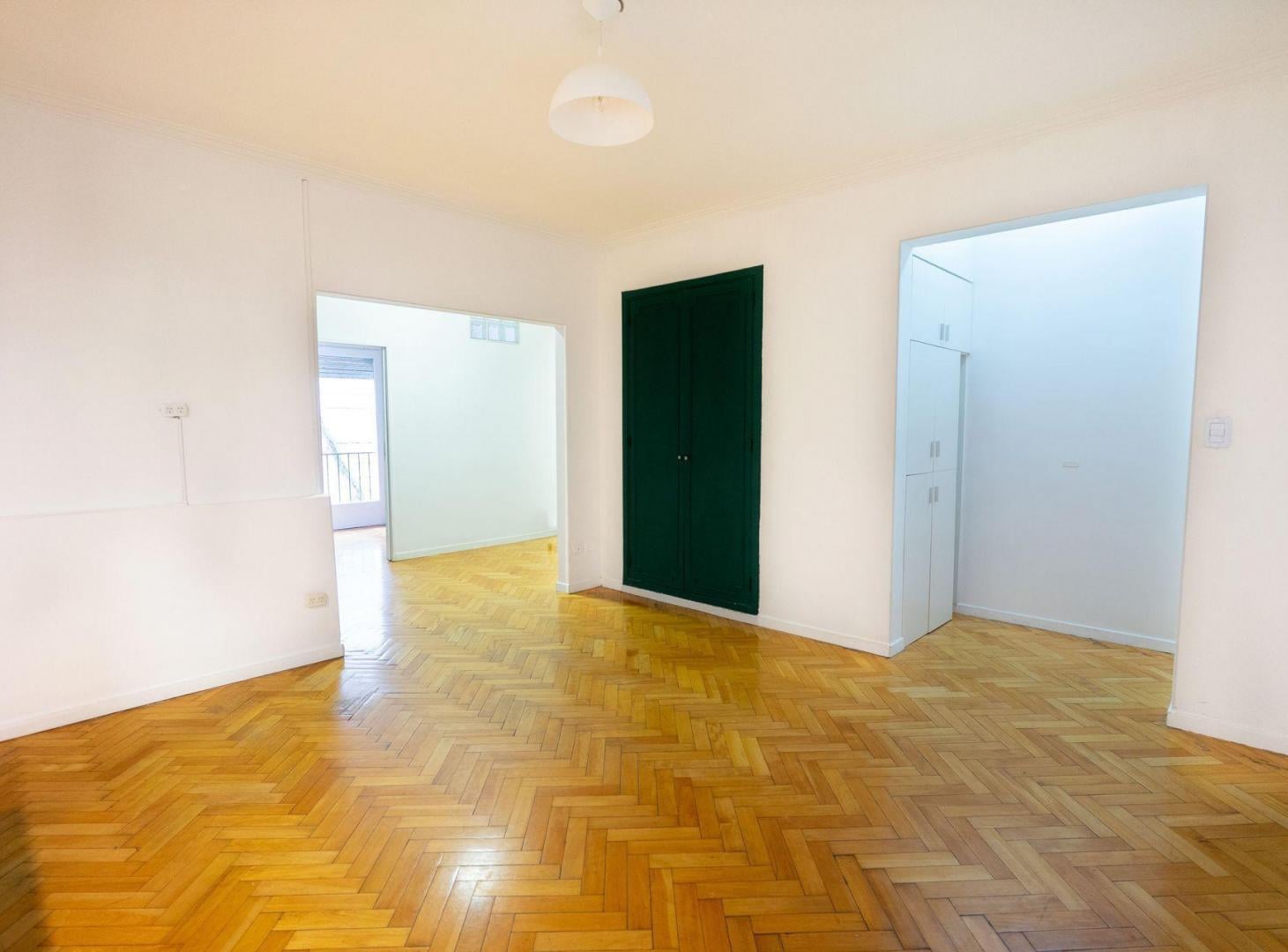 Foto de VENTA DEPTO 3 AMB AL FRENTE CON BALCON BELGRANO, imagen 2
