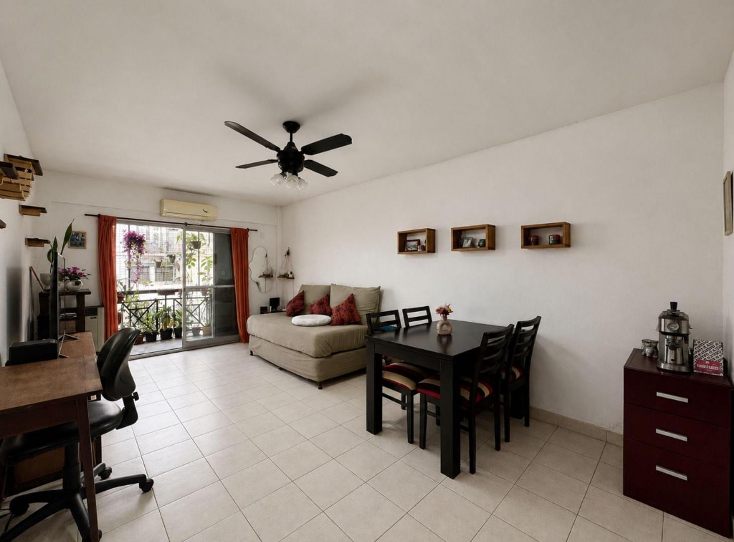 Foto de VENTA DEPTO MONOAMBIENTE COCHERA FIJA COLEGIALES, imagen 2