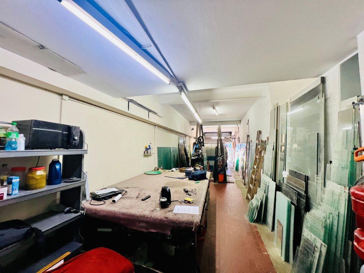 Foto de Venta Local Comercial Caballito 2 Plantas, imagen 4