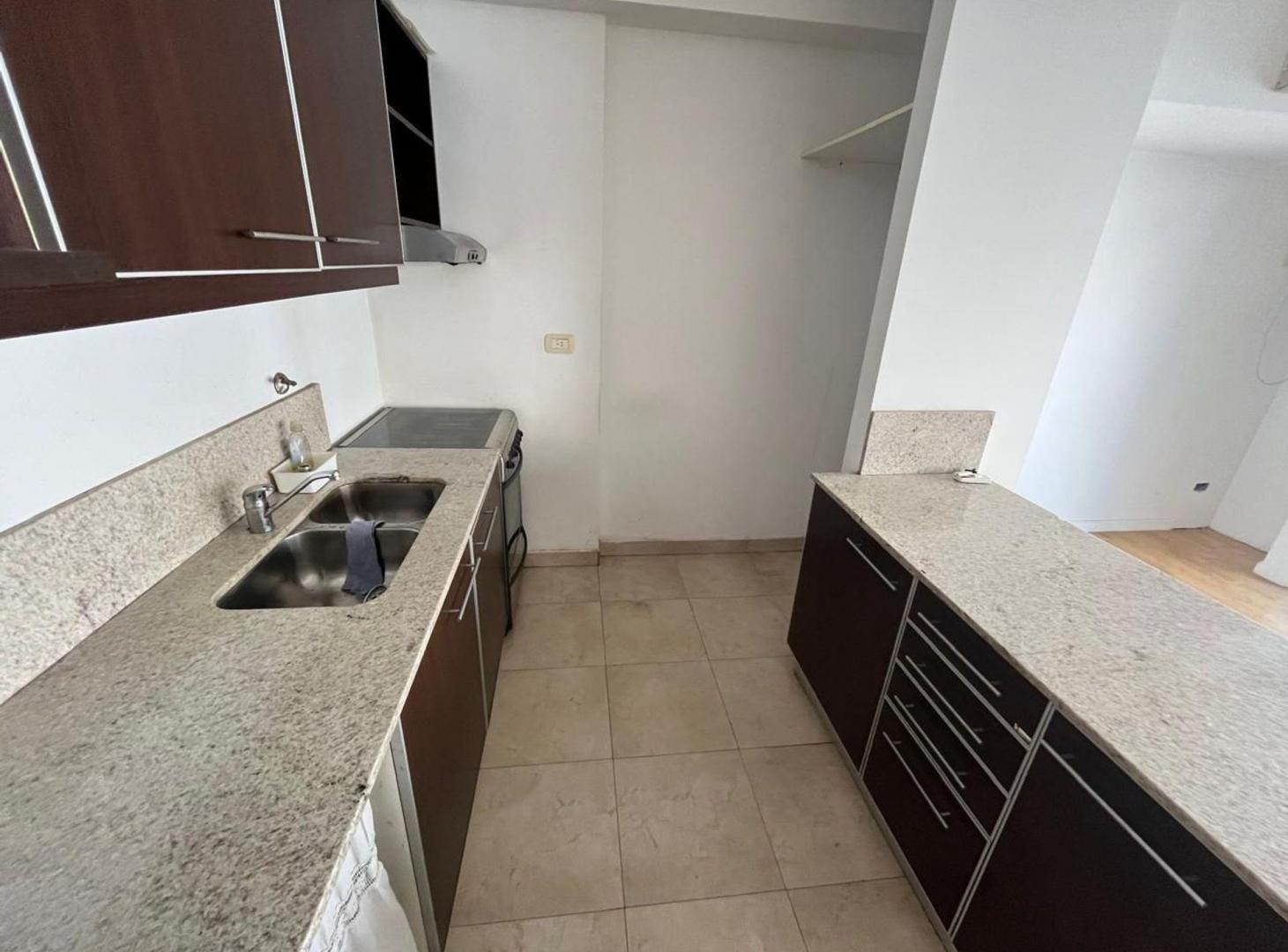 Foto de Venta Chacharita Monoamb Balcon Cochera Amenities, imagen 5