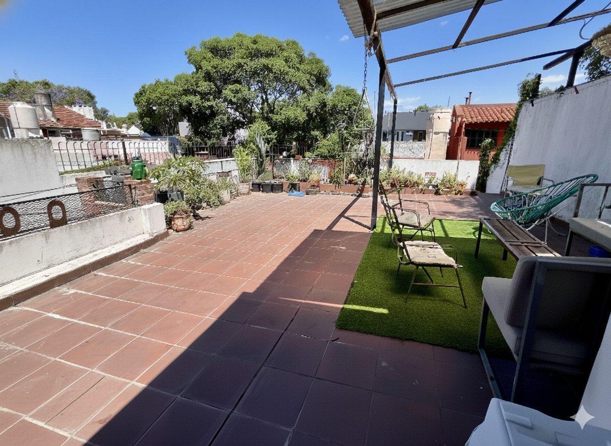Foto de VENTA PH 3 AMBIENTES EN PB PATIO Y TERRAZA OLIVOS, imagen 2