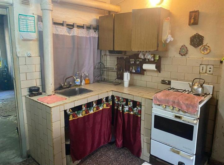CASA EN TIGRE ZONA RESIDENCIAL A REFACCIONAR 4