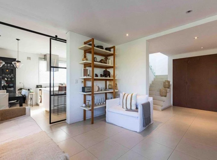 Alquiler Casa 5 ambientes Nordelta lote interno 4