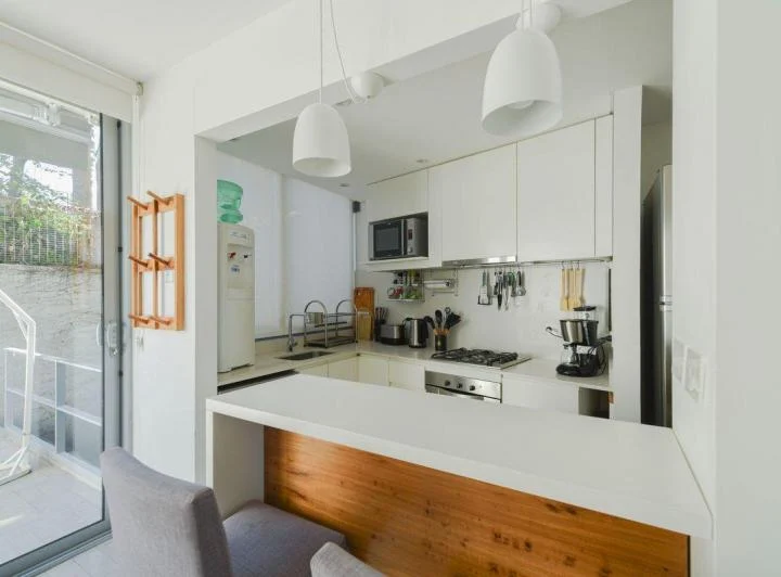 Depto tipo casa 3 dorm. amueblado en Colegiales 4