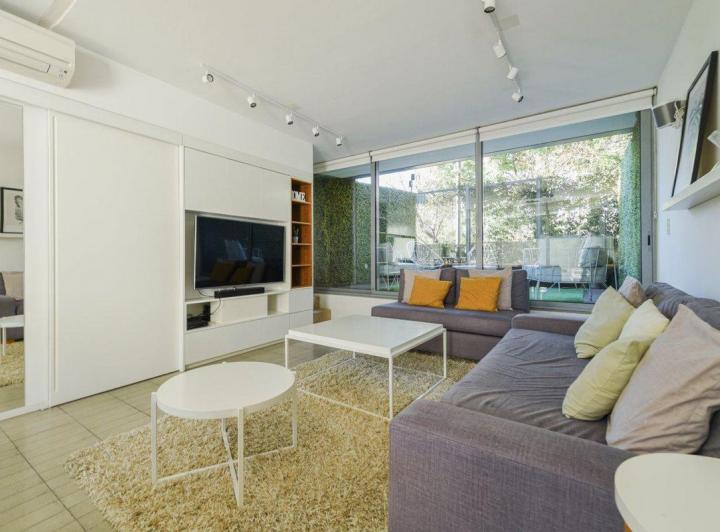 Depto tipo casa 3 dorm. amueblado en Colegiales 5