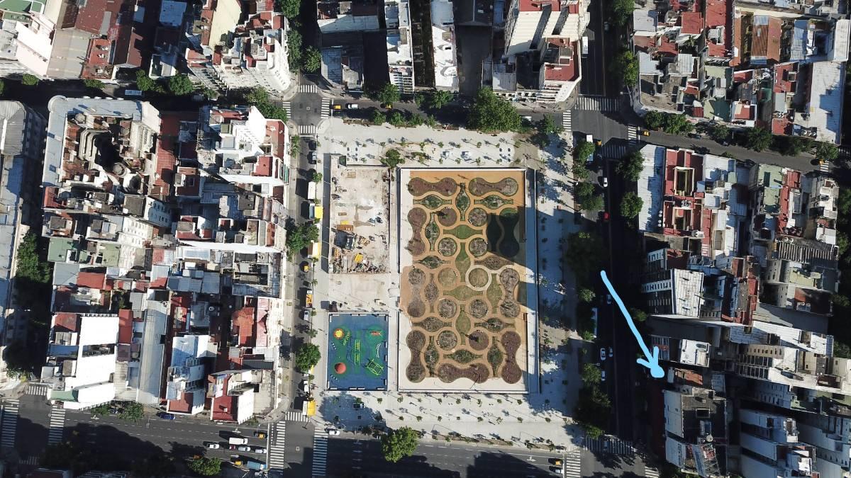 Soberbio lote sobre Avenida para emprendimiento