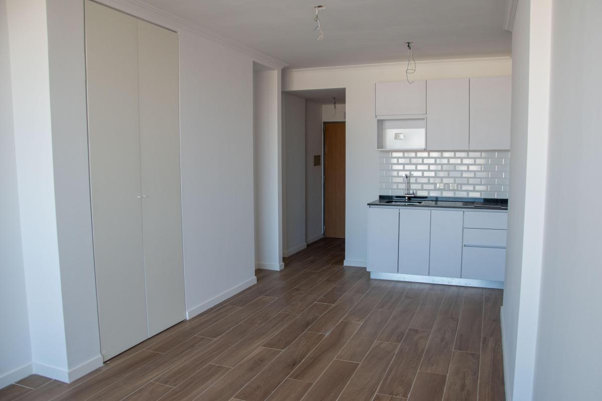 Foto de BELLISIMO MONOAMBIENTE CON BALCÓN, imagen 2