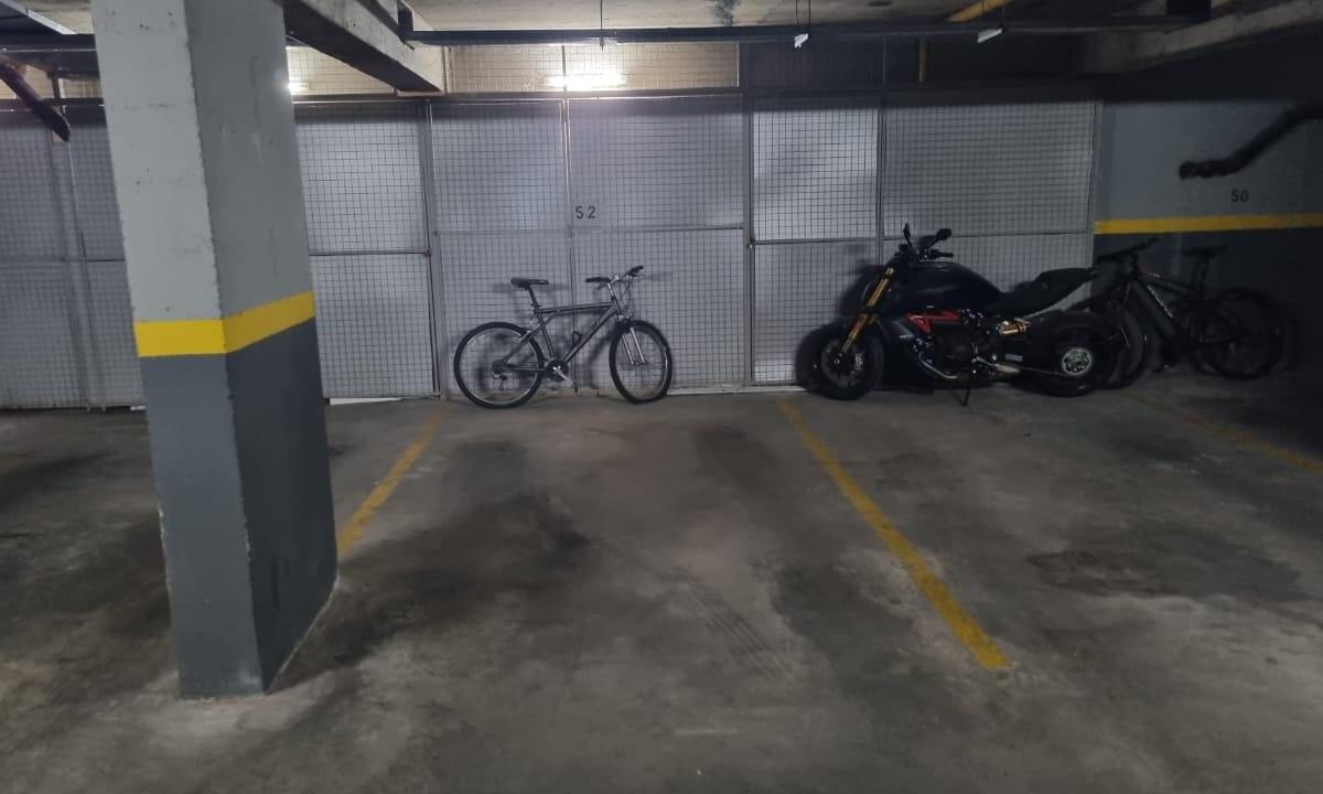 MUY BUENAS COCHERAS FIJAS EN PALERMO HOLLYWOOD