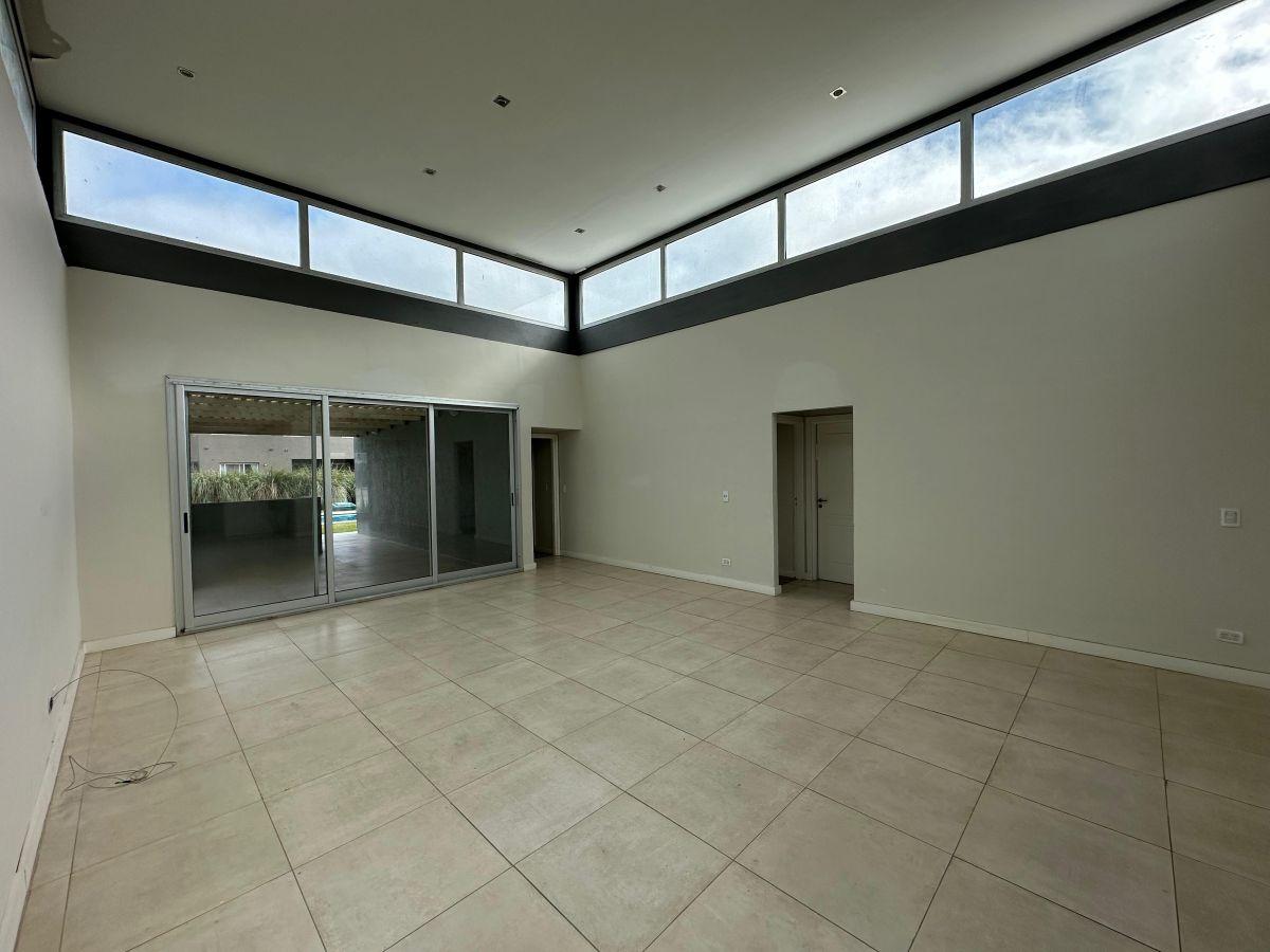Foto de Casa en Una Planta - Araucarias, Puertos, imagen 2