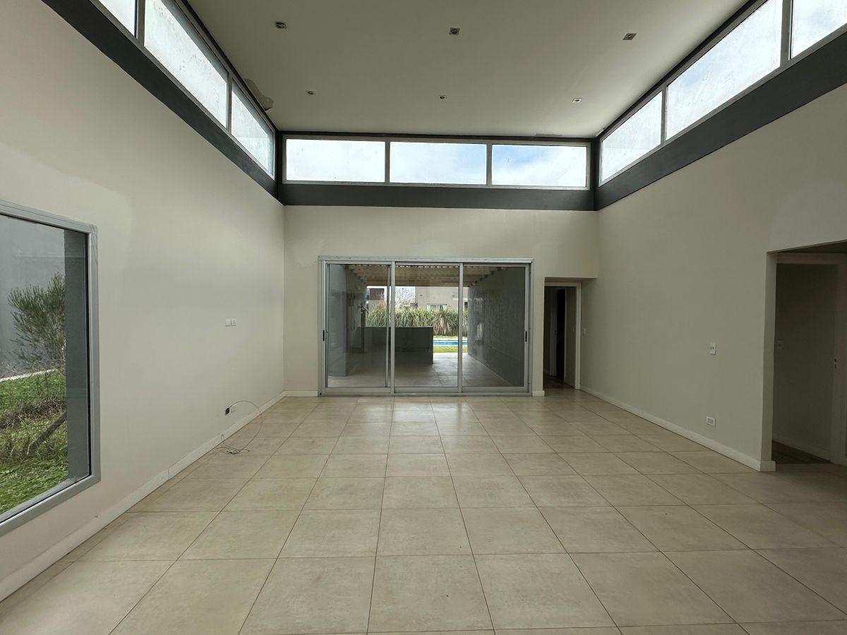 Foto de Casa en Una Planta - Araucarias, Puertos, imagen 3