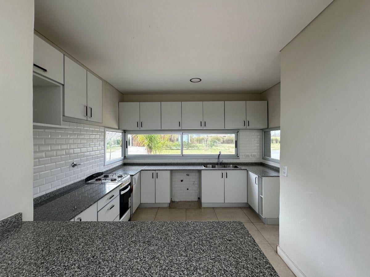 Foto de Casa en Una Planta - Araucarias, Puertos, imagen 1
