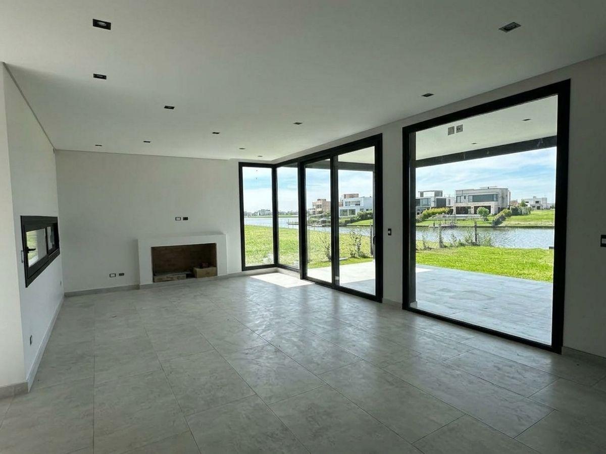 Foto de Excelente Propiedad al Lago en Costas, Puertos, imagen 4