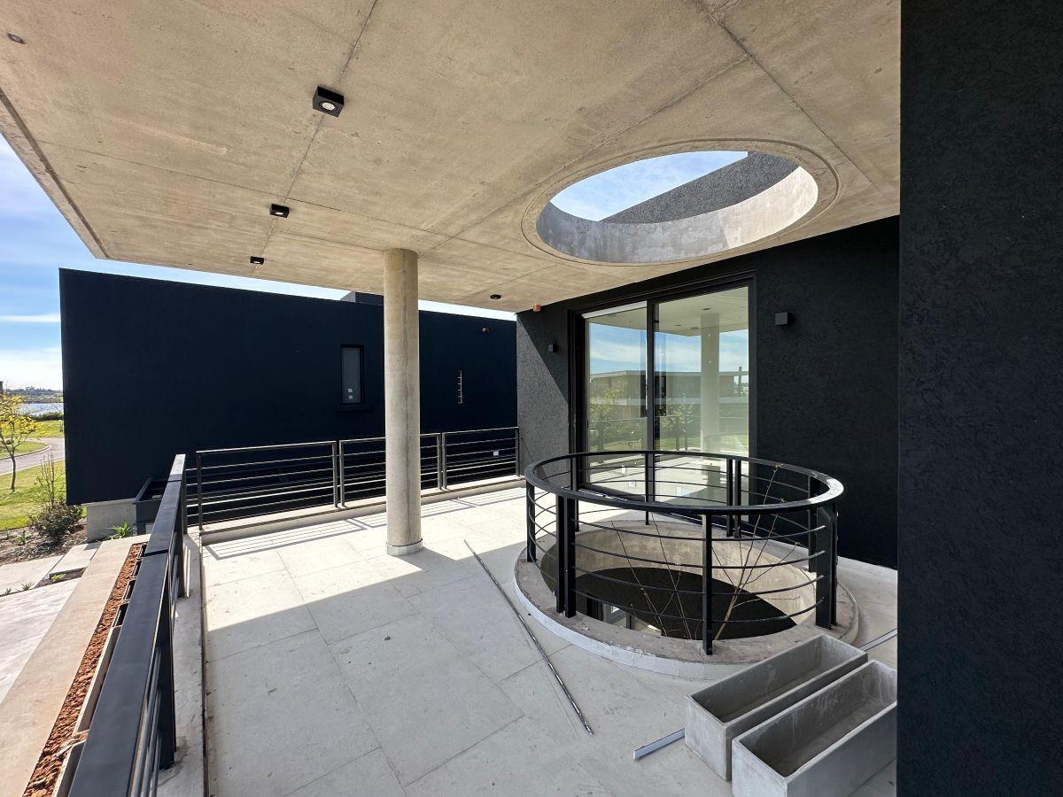 Foto de Casa en Venta con Vista al Lago - Costas, Puertos, imagen 3