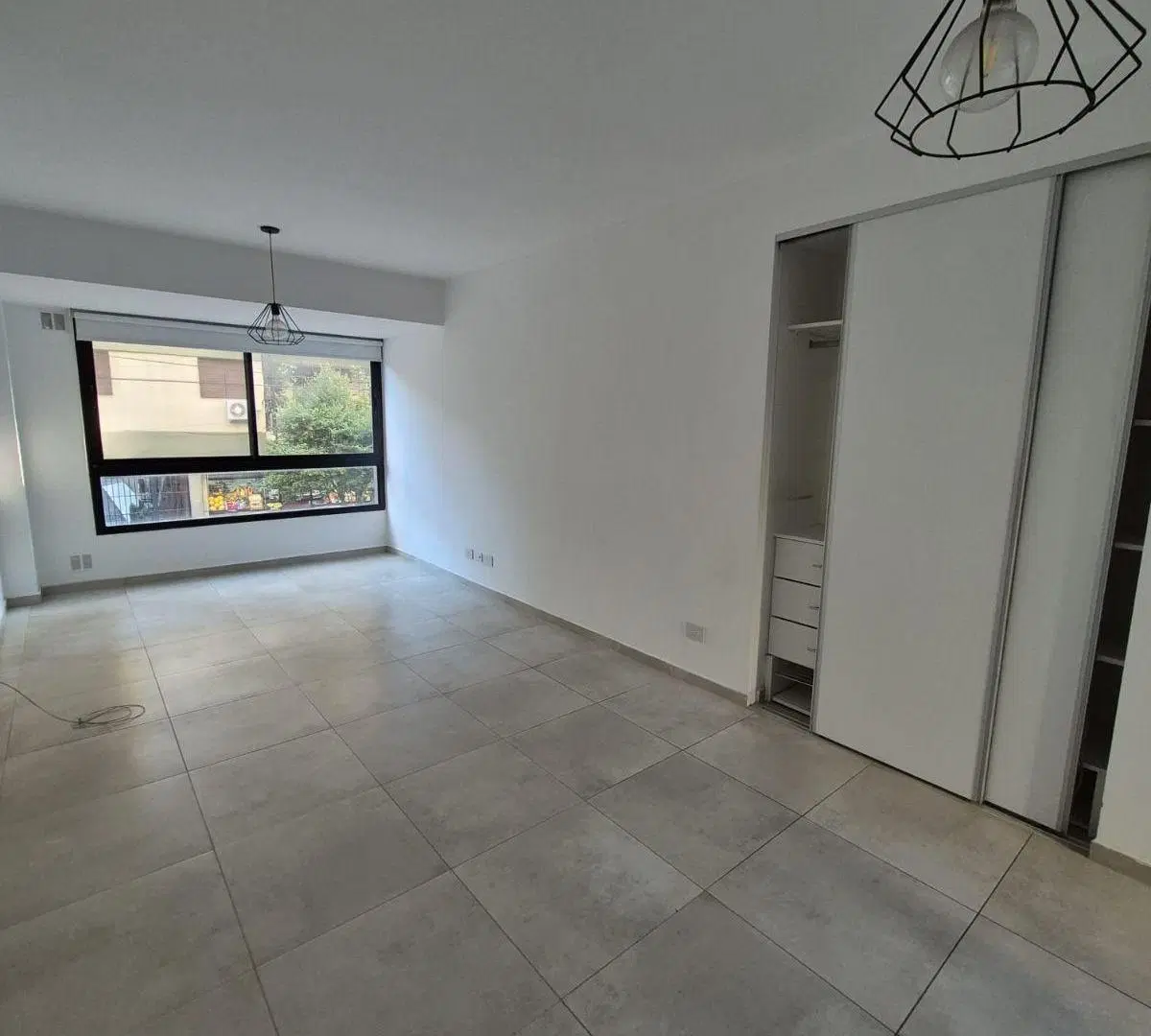 Alquiler Monoambiente Con Patio Apto profesional 2
