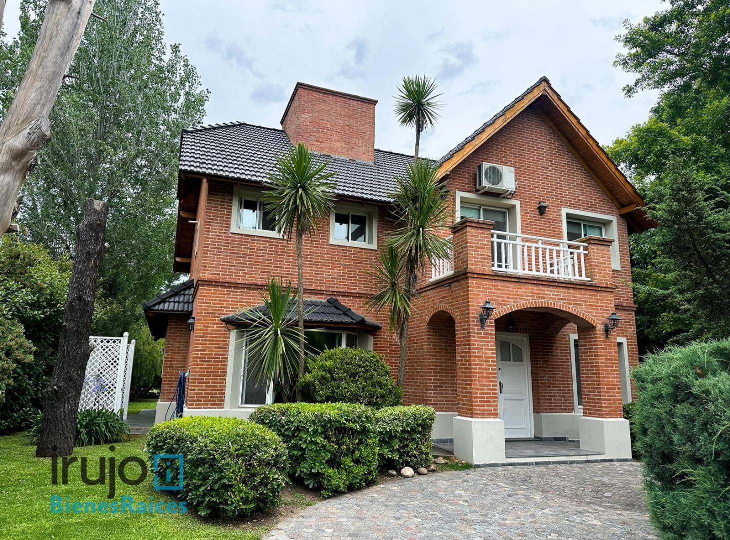 Casa en Venta en Saint Thomas Sur - Vista al golf - Canning