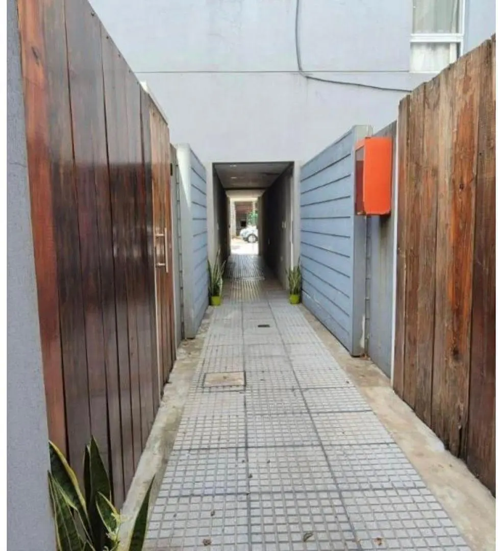 PH 3 ambientes con parrilla sin expensas en Flores 2
