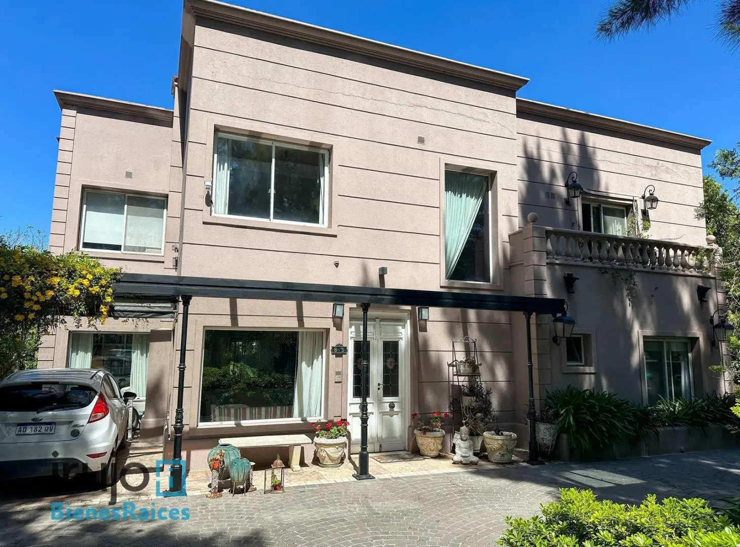 Venta de casa de 6amb. en El Lauquen Club de Campo - Canning 5