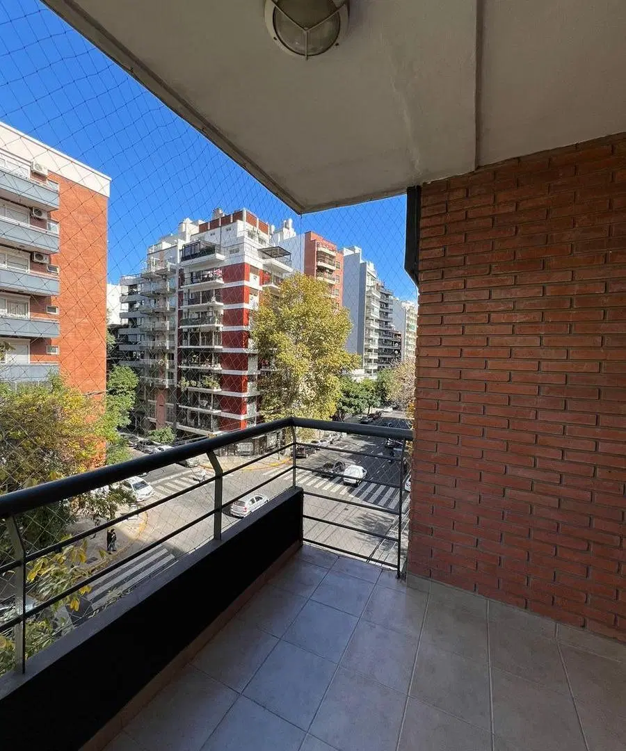 Departamento 1 ambiente con cochera en Caballito 1