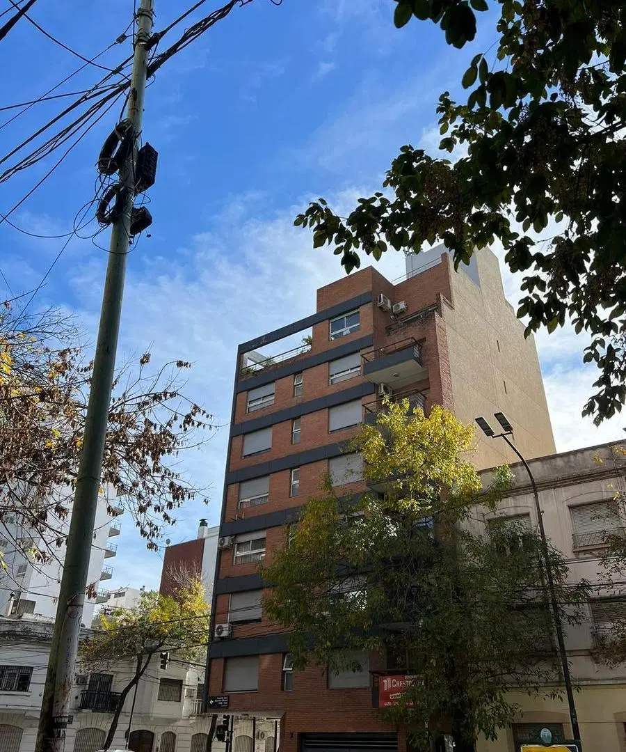 Departamento 1 ambiente con cochera en Caballito 4