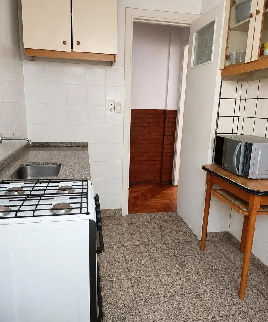 Departamento en venta de dos ambientes en Flores 2