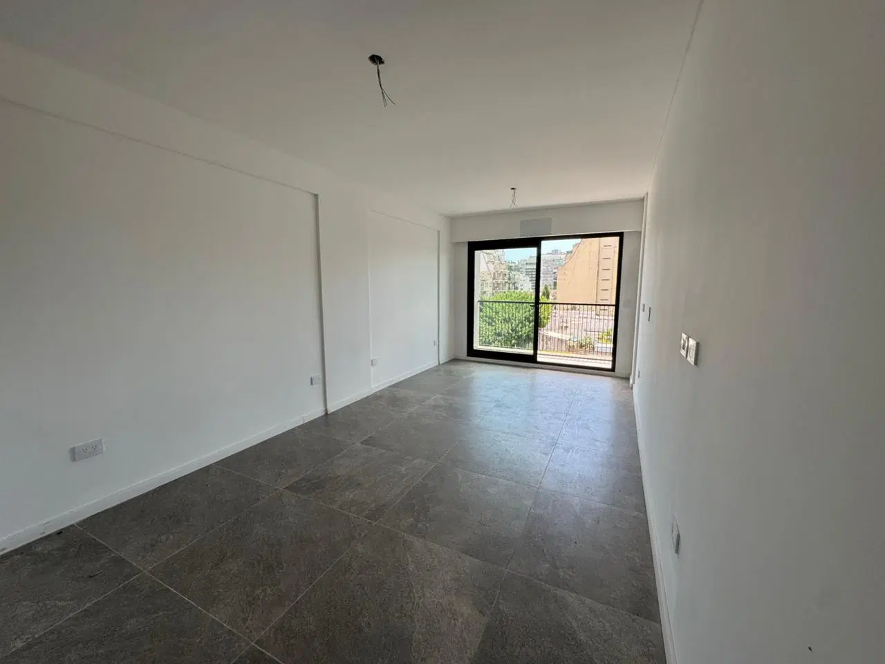 YERBAL 2100 - 1 AMB EN CONSTRUCCION - FRENTE 1ER PISO 2