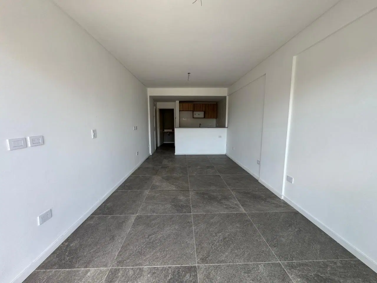YERBAL 2100 - 1 AMB EN CONSTRUCCION - FRENTE 1ER PISO 5