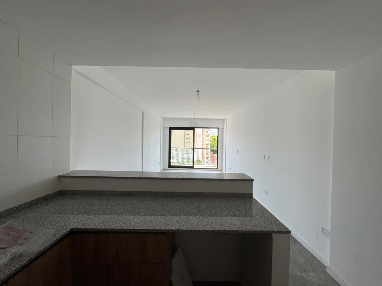 YERBAL 2100 - 1 AMB EN CONSTRUCCION - FRENTE 1ER PISO