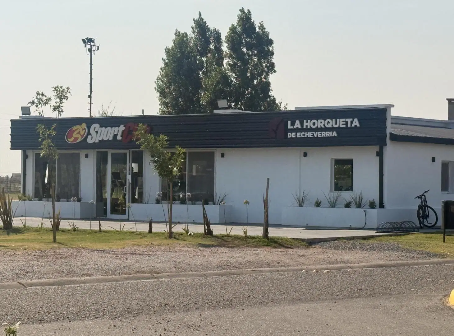 Lote con escritura APTO CRÉDITO y con SportClub 4