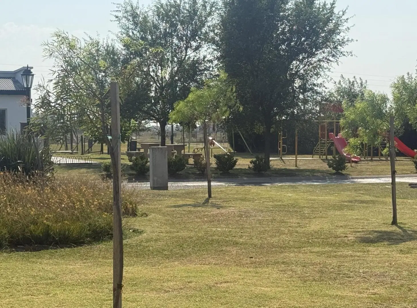 Lote con escritura APTO CRÉDITO y con SportClub 2