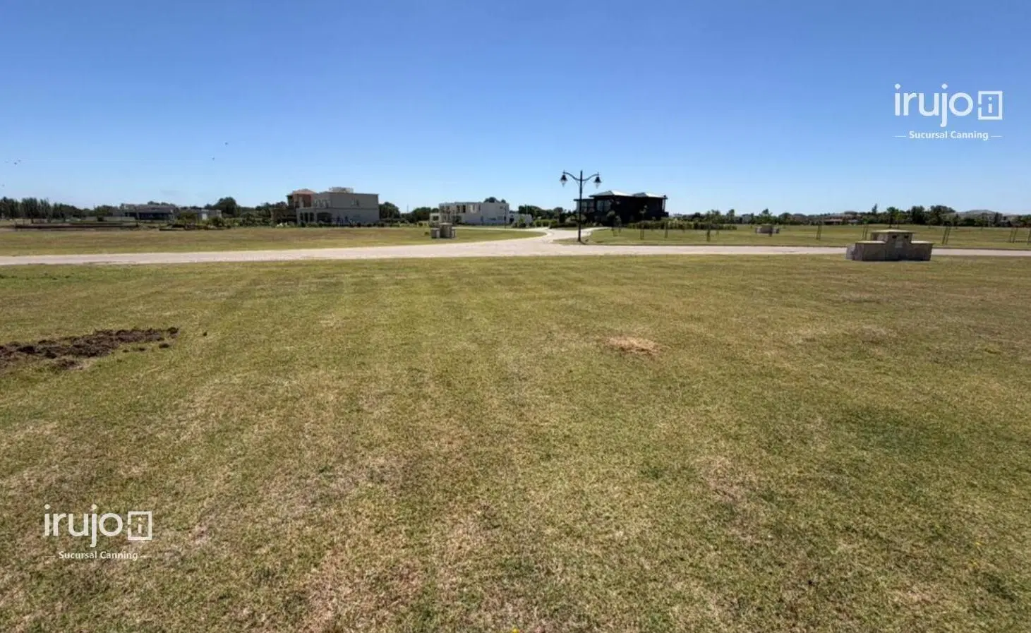 Terreno en Venta con Fondo a la Laguna en La Providencia Resort&Country Club 2