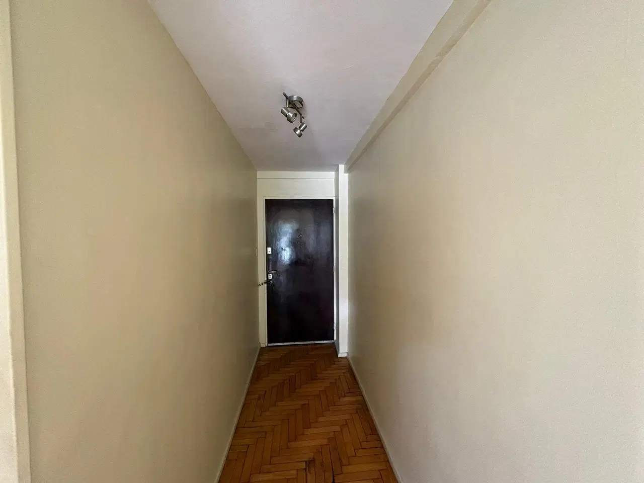 Departamento  de 3 ambientes con cochera en Caballito 2
