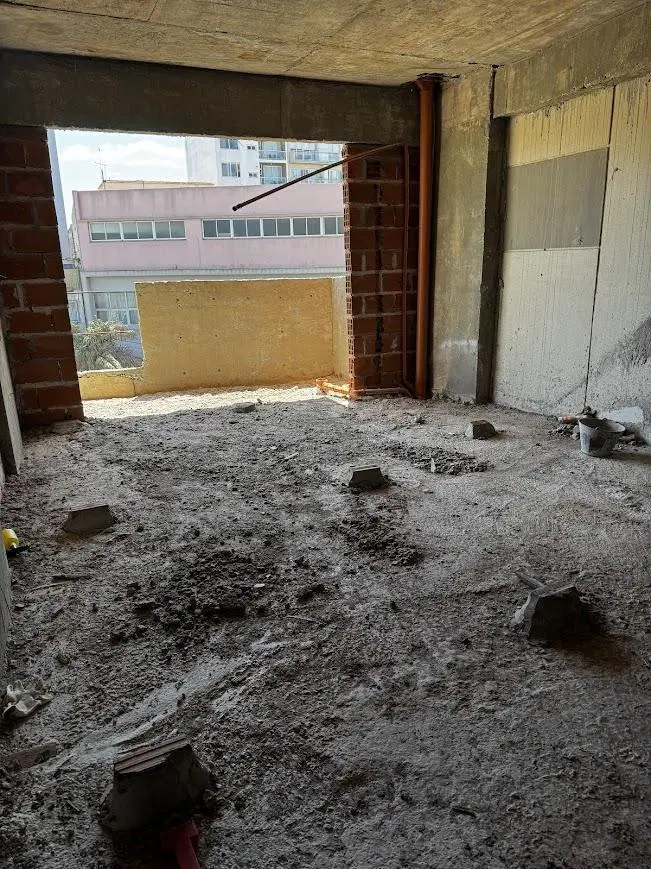Besares 4786 Unidades de 1-2 y 3 amb a mts. del Parque 5