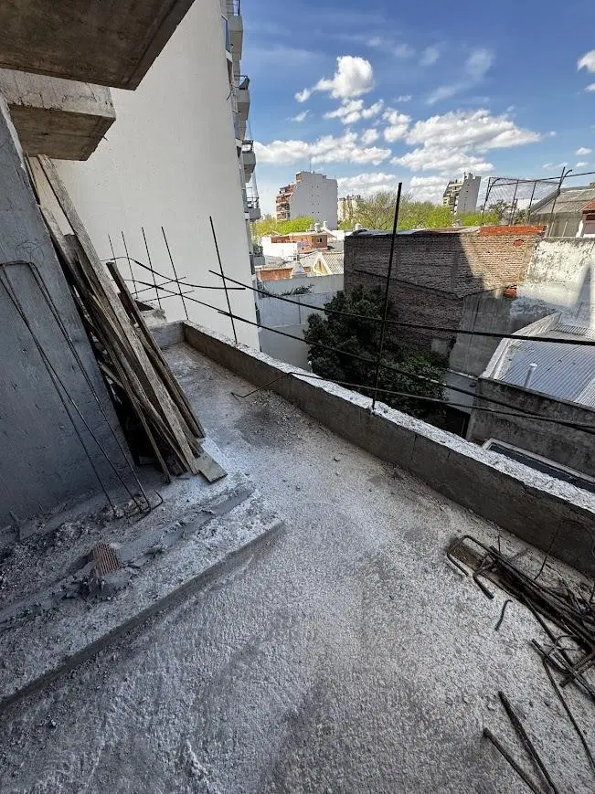 Besares 4786 Unidades de 1-2 y 3 amb a mts. del Parque 4