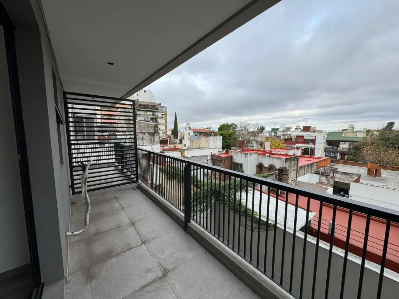 Departamento de 2 ambientes A ESTRENAR al contrafrente. en parque chacabuco 5