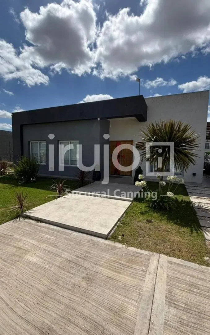 Venta de casa en Barrio Privado San Felipe - Canning 2