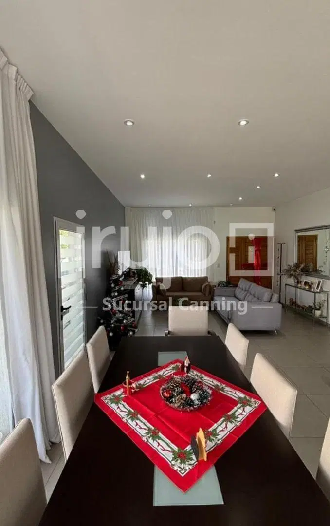 Venta de casa en Barrio Privado San Felipe - Canning 3
