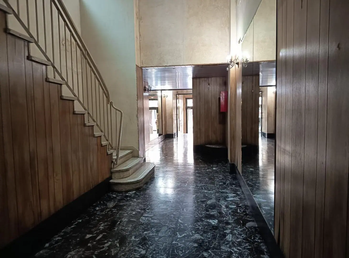 Departamento de 4 ambientes con dependencia y baulera en Flores 2