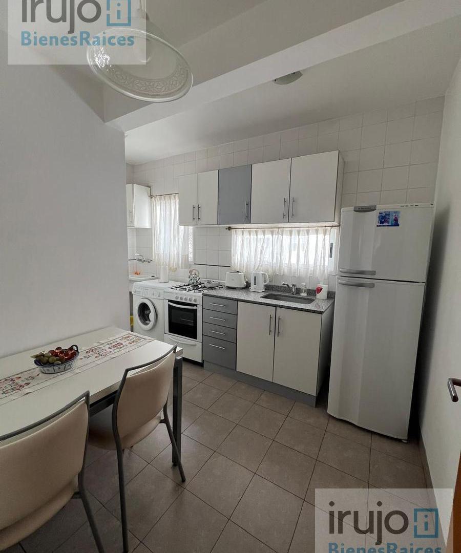 Foto de Departamento 3 ambientes con cochera en Parque Chacabuco, imagen 3