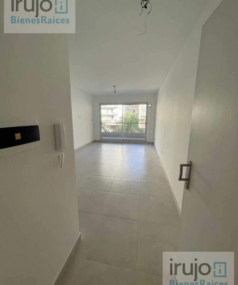 Foto de Departamento de 2 amb en caballito apto credito. Edificio con SUM, imagen 1