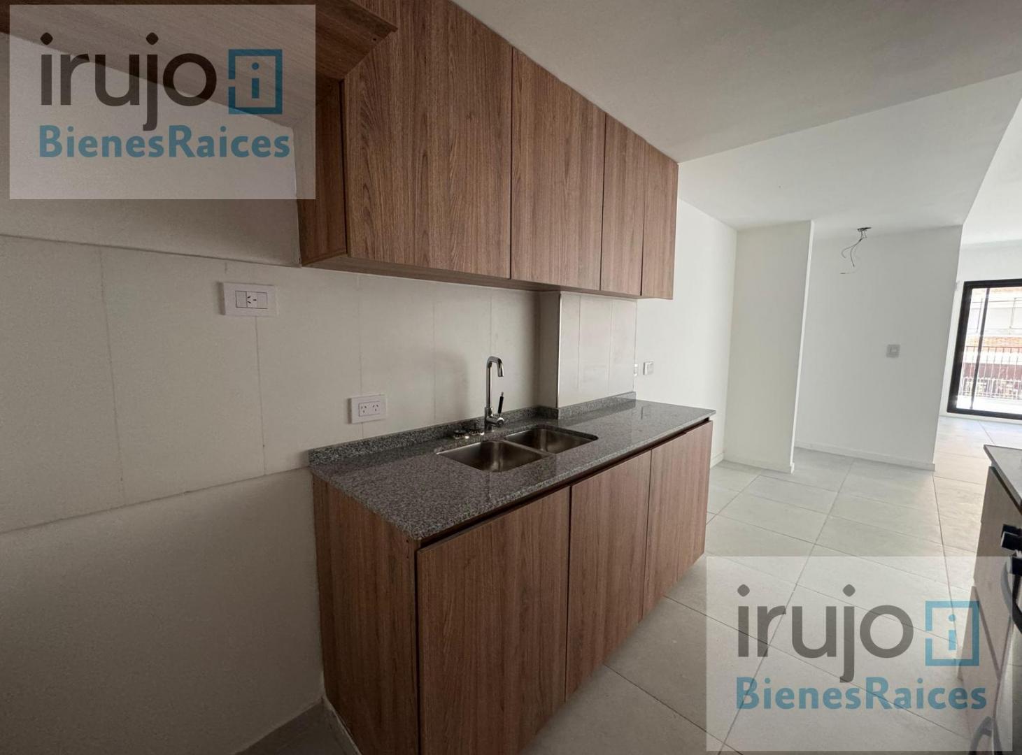 Foto de Puan al 600 - 4 Ambientes Frente 1° Piso- Parque Chacabuco, imagen 4